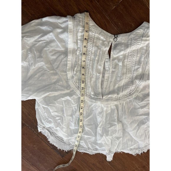 We The Free White Crinkled Gauze Peasant Blouse Puff Sleeve Button Front Top - Picture 4 of 7